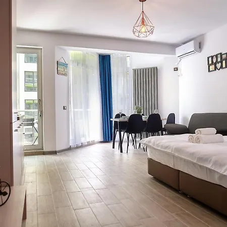 Apartmán Golden Sunrise N Pools