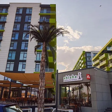 Apartmán Golden Sunrise N Pools Năvodari