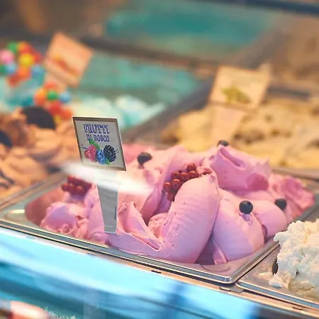 Apartmán Golden Sunrise N Pools Năvodari