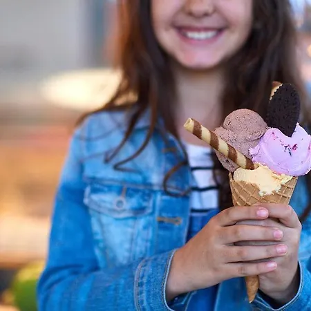 Apartmán Golden Sunrise N Pools *